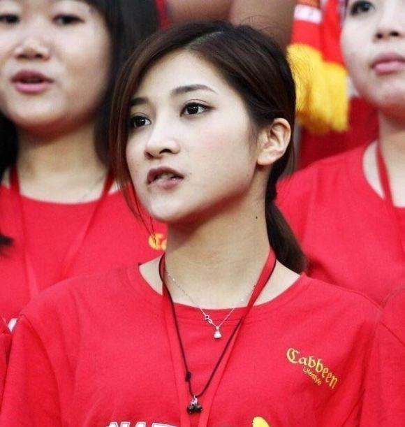 男足为何能追平马来西亚？谁注意武磊表情，球迷：这两人该去欧洲