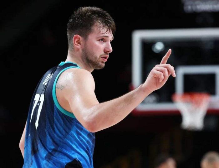 累计10次！东契奇打破詹姆斯封尘历史纪录，成NBA第一